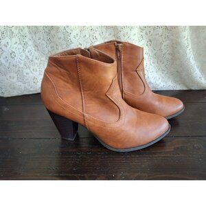 EUC Bamboo Rebel Brown Western Ankle Zip Boot/Sz. 8.5